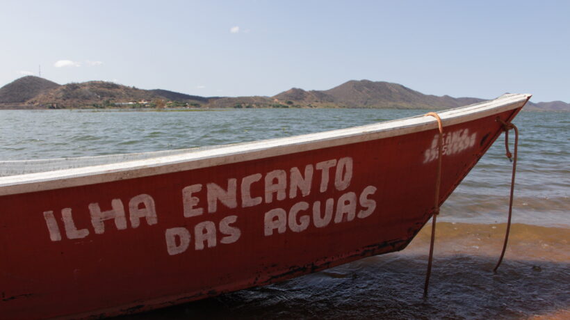 Um dia na vida dos pescadores de Orós